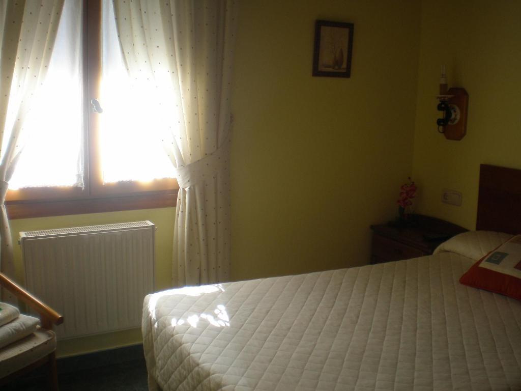 Pensión Gure Ametsa Irun Habitación foto